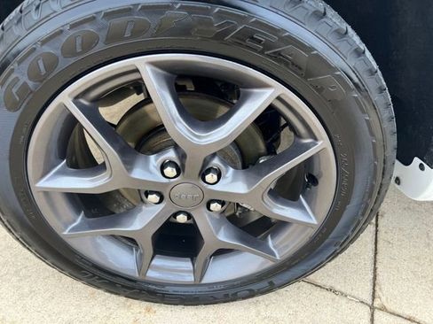 Used 2021 Jeep Grand Cherokee Limited w/ Quick Order Package 28K 80th image 11