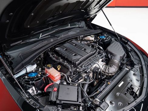 Used 2021 Chevrolet Camaro ZL1 RWD image 14