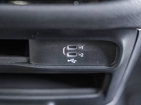 New 2026 Chrysler Pacifica Select image 22