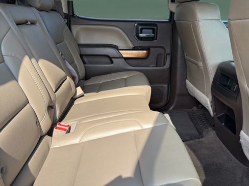 Used 2018 Chevrolet Silverado 2500 LTZ w/ Duramax Plus Package AWD/4WD image 22