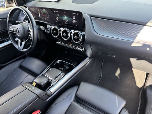 Used 2023 Mercedes-Benz GLA 250 GLA 250 w/ Premium Package image 11