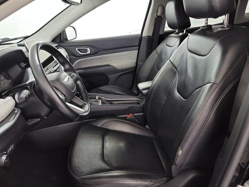 Used 2022 Jeep Compass Latitude AWD/4WD image 14