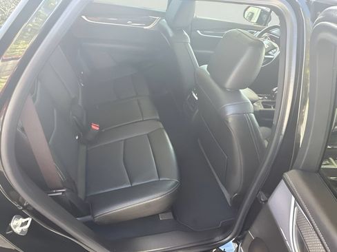 Used 2024 Cadillac XT5 Sportv w/ Technology Package AWD/4WD image 22