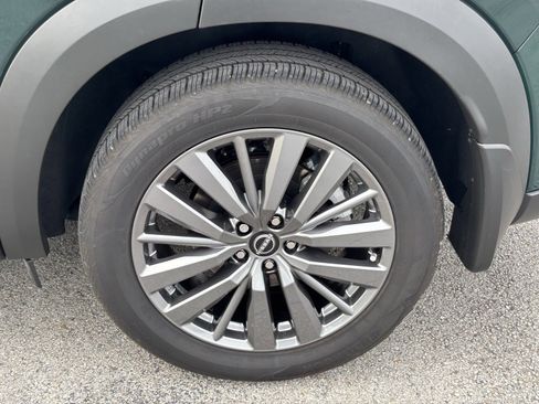 Used 2024 Nissan Pathfinder SL w/ SL Premium Package image 6