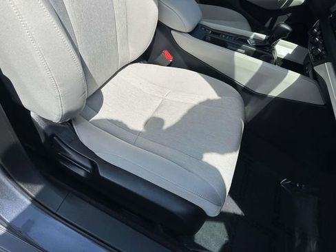 Used 2025 Honda Accord SE image 8