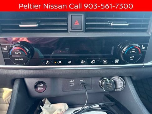 Certified 2024 Nissan Rogue SV w/ SV Premium Package FWD image 15