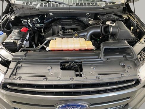 Used 2018 Ford F150 XLT w/ Equipment Group 302A Luxury AWD/4WD image 25
