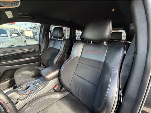 Used 2018 Jeep Grand Cherokee Trailhawk AWD/4WD image 18