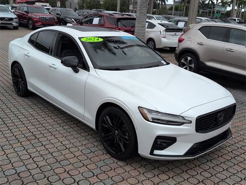 Certified 2024 Volvo S60 B5 Plus image 2