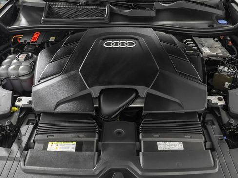 Used 2021 Audi Q8 Prestige w/ Prestige Package image 54