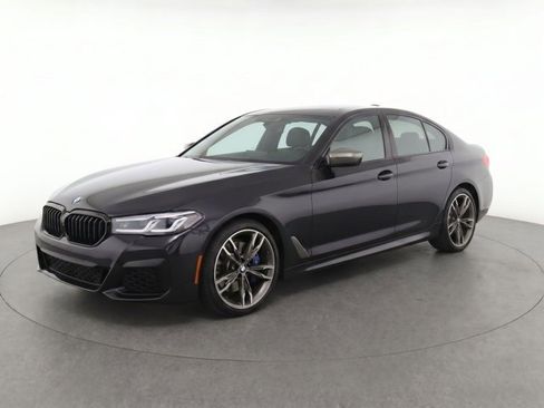 Used 2020 BMW M550i xDrive w/ Executive Package AWD/4WD image 2