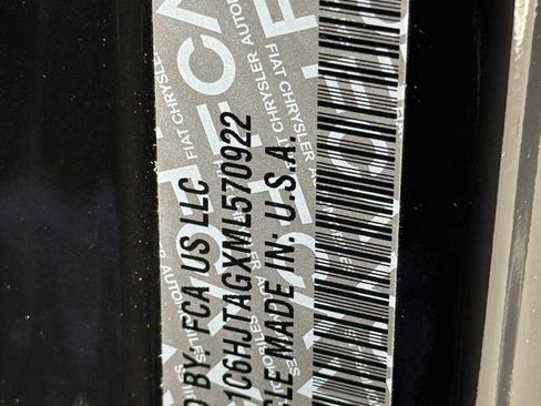 Used 2021 Jeep Gladiator Sport AWD/4WD image 30