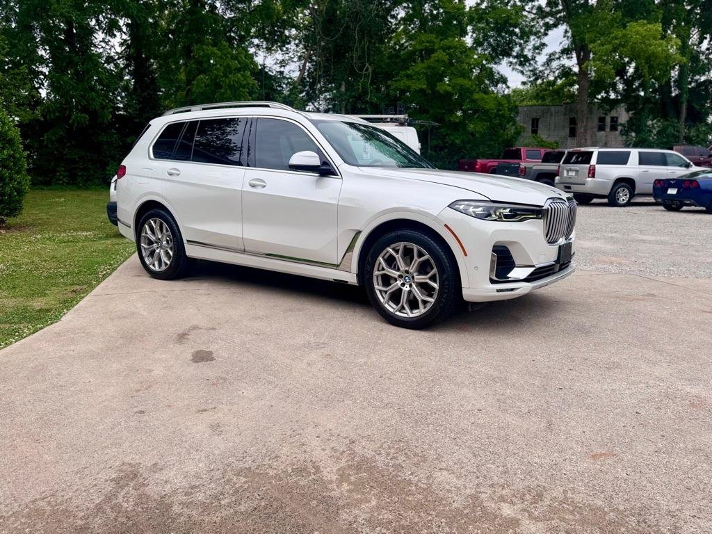 Used 2022 BMW X7 xDrive40i w/ Executive Package AWD/4WD image 25