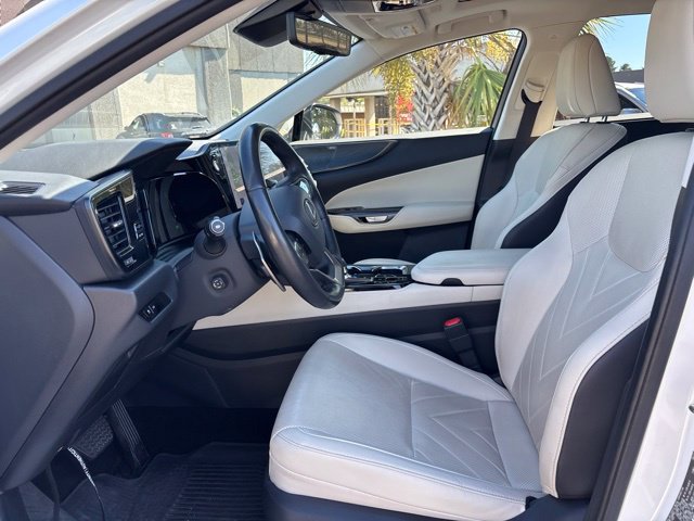 Used 2025 Lexus NX 350h AWD w/ Accessory Package (2T) image 5