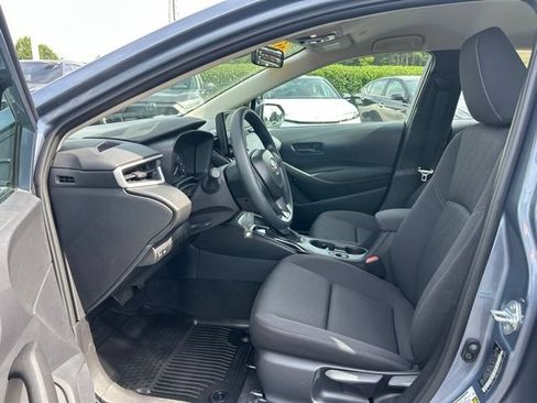 Used 2025 Toyota Corolla LE FWD image 15