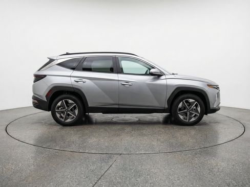 Used 2025 Hyundai Tucson SEL AWD/4WD image 11