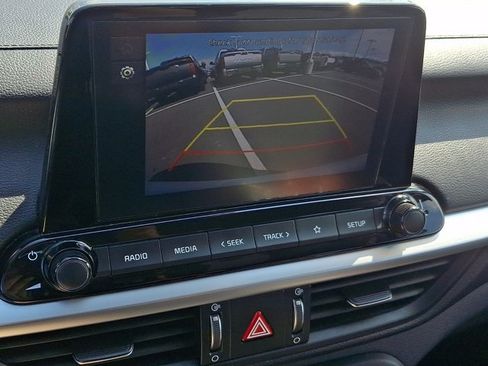 Used 2024 Kia Forte LXS FWD image 17