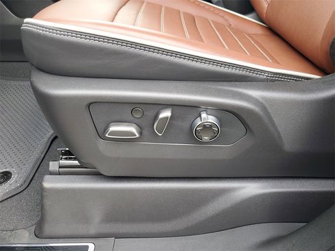 Used 2026 GMC Sierra 1500 Denali Ultimate image 19