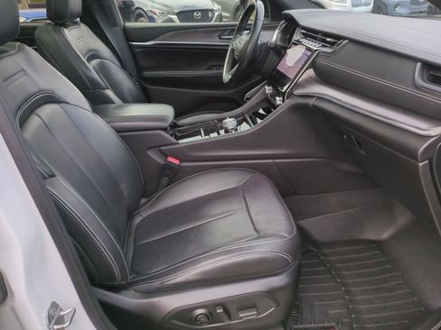 Used 2022 Jeep Grand Cherokee Overland image 23