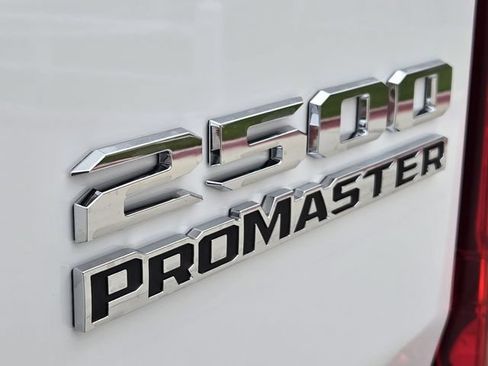 Used 2026 RAM ProMaster 2500 w/ Convenience Group FWD image 10