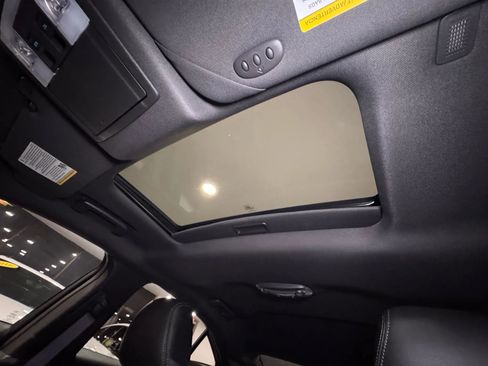 Used 2013 Ford Taurus SHO image 37