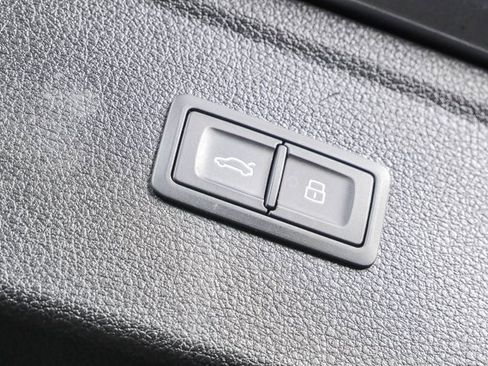 Used 2018 Audi Q5 Prestige image 28