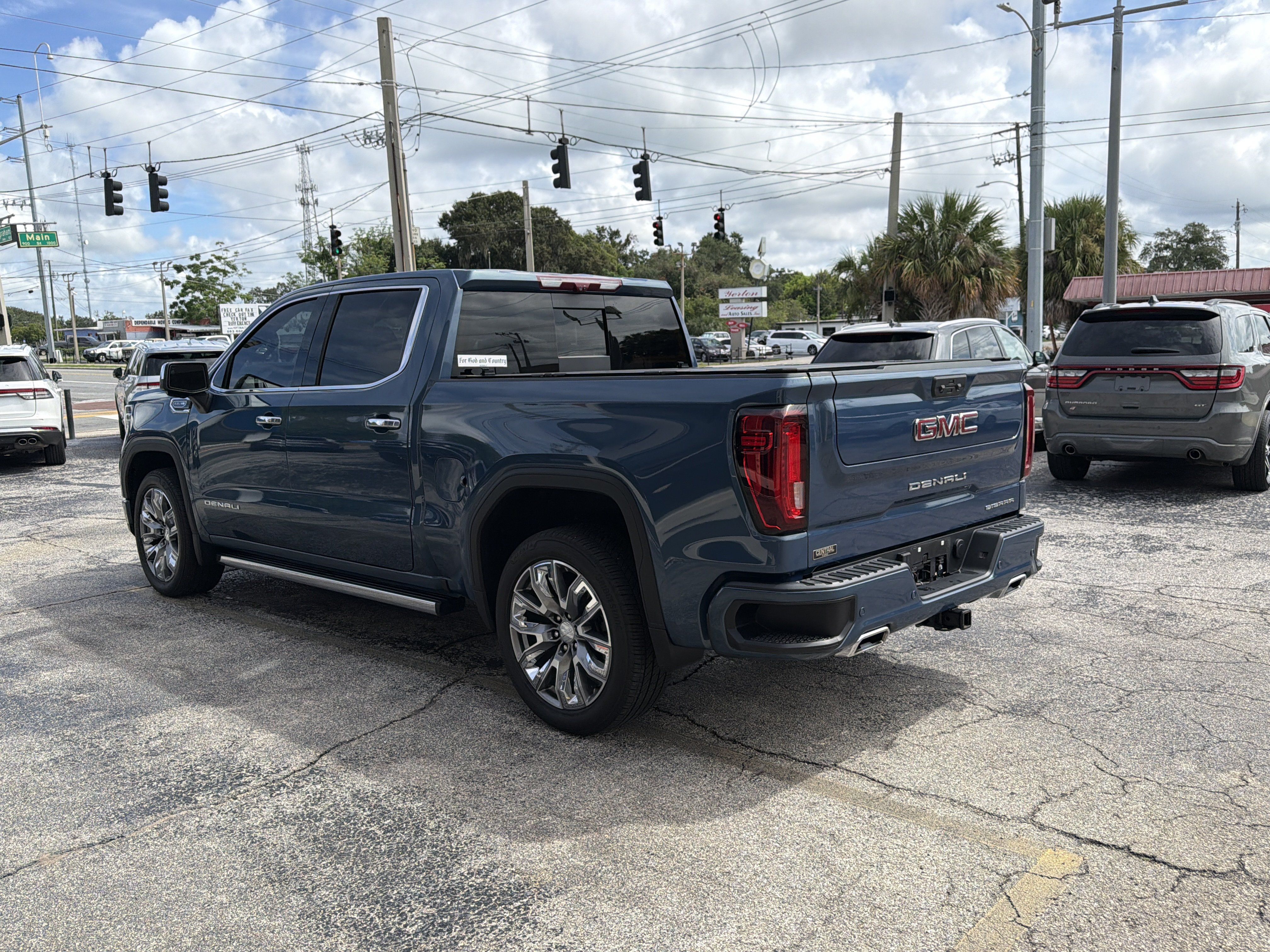 Used 2025 GMC Sierra 1500 Denali w/ Denali Reserve Package AWD/4WD image 5