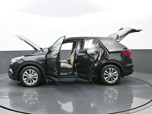 Used 2018 Hyundai Santa Fe Sport 2.0T FWD image 35