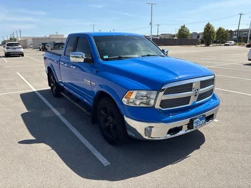 Used 2018 RAM 1500 SLT AWD/4WD image 7