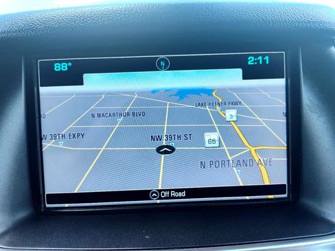 Used 2020 Chevrolet Suburban LT image 21