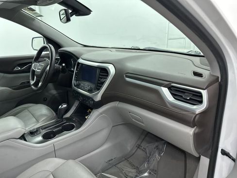 Used 2017 GMC Acadia SLT image 29