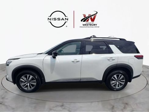 Certified 2022 Nissan Pathfinder SL AWD/4WD image 7