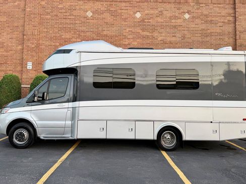 Used 2019 Mercedes-Benz Sprinter 170 image 36