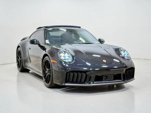 Used 2026 Porsche 911 Carrera GTS w/ Premium Package RWD image 13