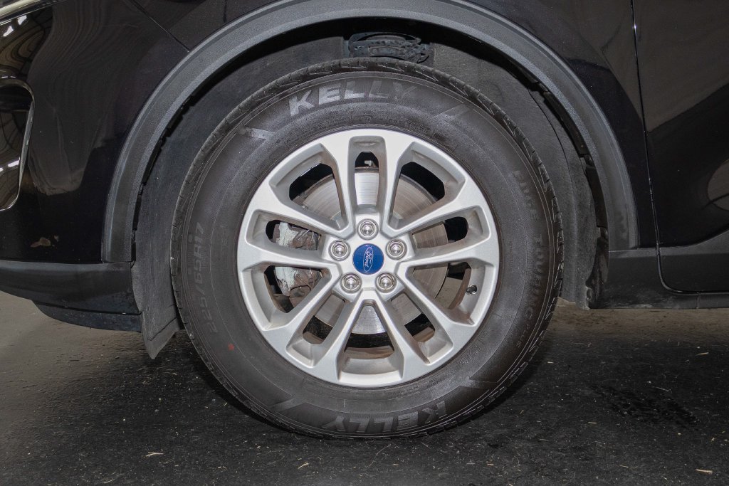Used 2021 Ford Escape SE w/ Cold Weather Package FWD image 8
