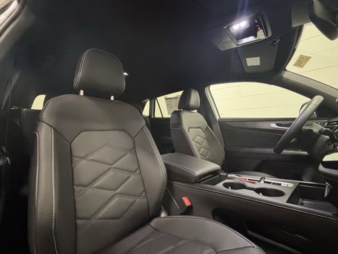 New 2026 Volkswagen Atlas Cross Sport SE AWD/4WD image 24