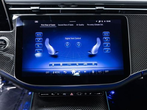 Used 2025 Mercedes-Benz E 53 AMG e 4MATIC Sedan image 17