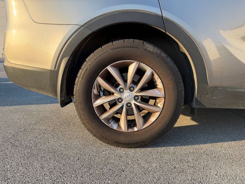 Used 2018 Kia Sorento L image 8