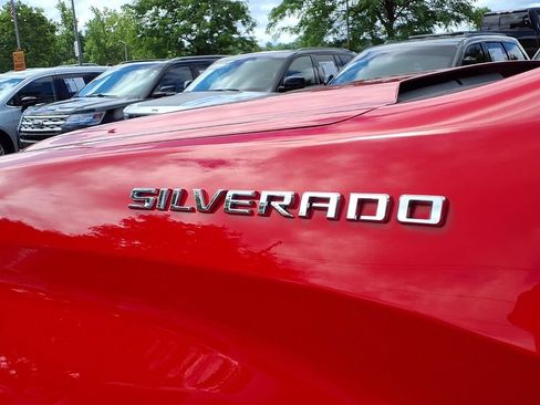 Used 2019 Chevrolet Silverado 1500 LT w/ All-Star Edition AWD/4WD image 9