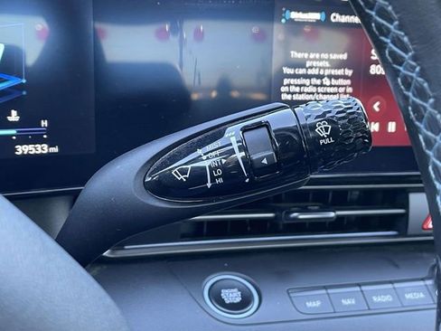 Used 2025 Hyundai Elantra N FWD image 24