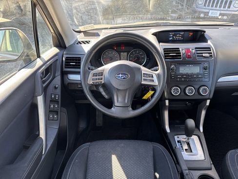 Used 2015 Subaru Forester 2.5i Premium image 11
