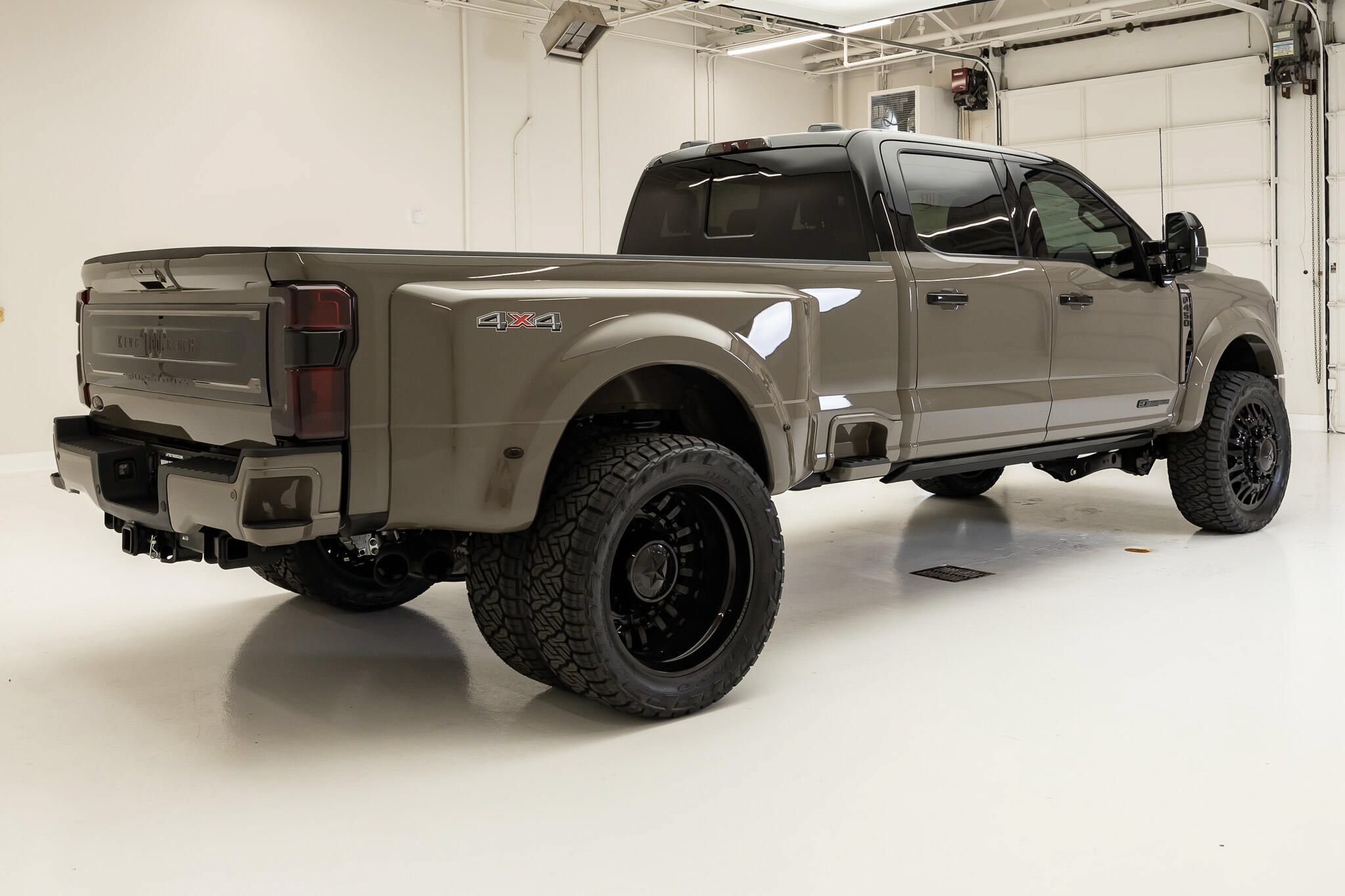 Used 2026 Ford F450 King Ranch w/ Chrome Package AWD/4WD image 10