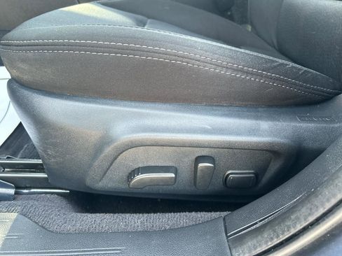 Used 2017 Subaru Legacy 2.5i Premium image 8