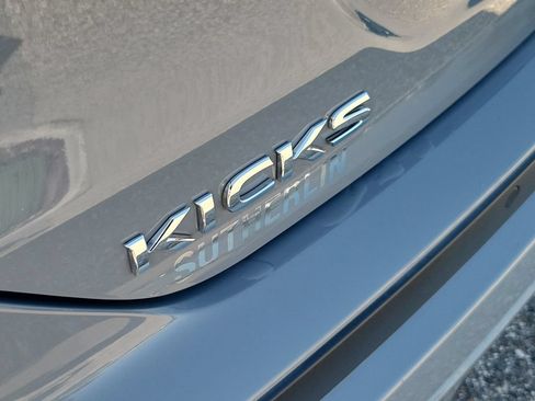 Certified 2024 Nissan Kicks SV FWD image 6