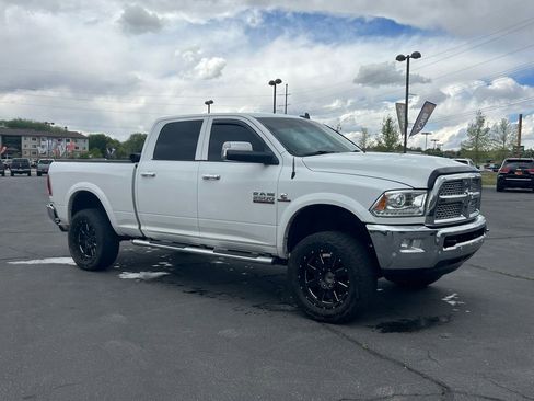 Used 2016 RAM 2500 Laramie AWD/4WD image 4