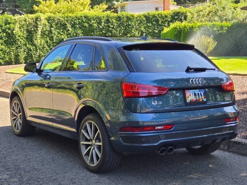 Used 2018 Audi Q3 2.0T Premium Plus w/ Premium Plus Package AWD/4WD image 4