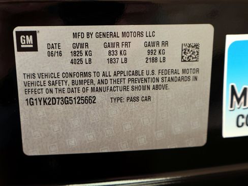 Used 2016 Chevrolet Corvette Stingray Coupe w/ 2LT Preferred Equipment Group image 31