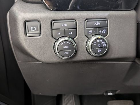 Used 2024 GMC Sierra 1500 Elevation w/ LPO, GMC Protection Package AWD/4WD image 13