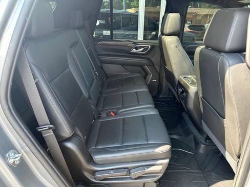 Used 2021 Chevrolet Tahoe LT w/ LT Signature Package AWD/4WD image 14