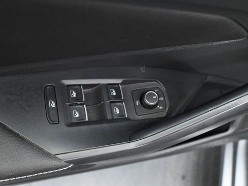 Used 2024 Volkswagen Jetta Sport image 20